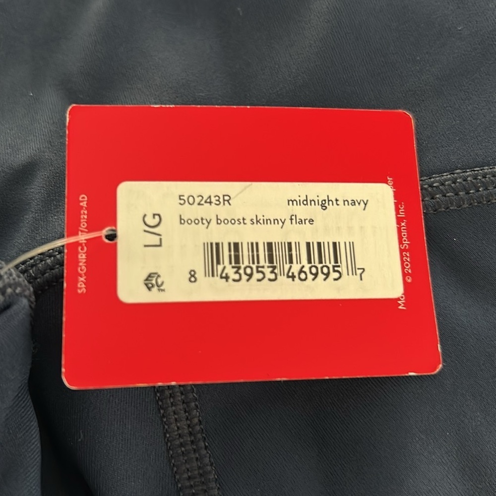 NWT Spanx Booty Boost Skinny Flare Yoga Pants - Picture 8 of 12